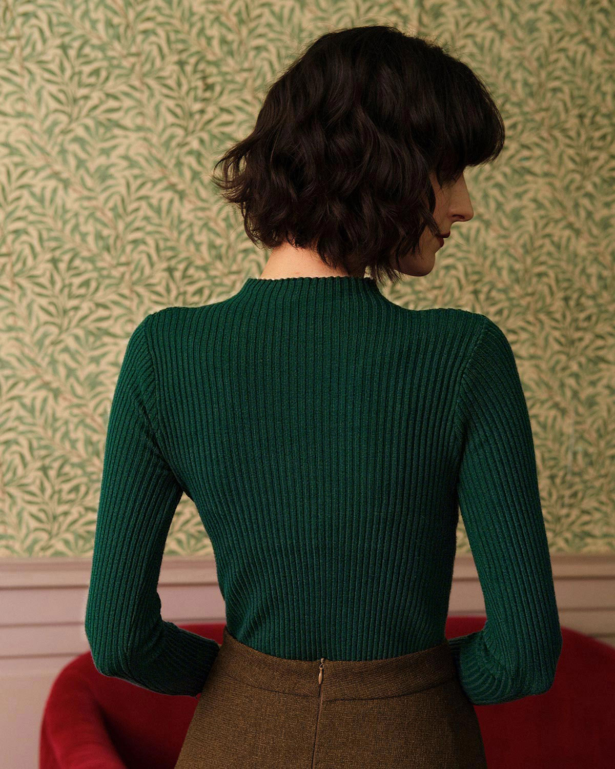 Green Mock Neck Ribbed Knit Tee