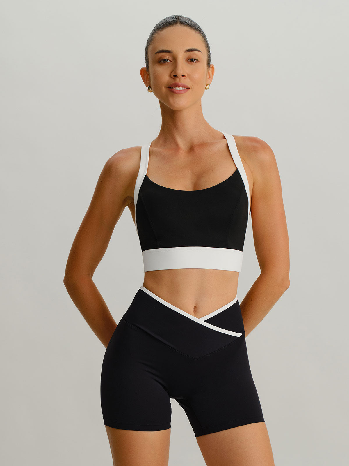 Black Contrast Front-Cross Sports Shorts 5