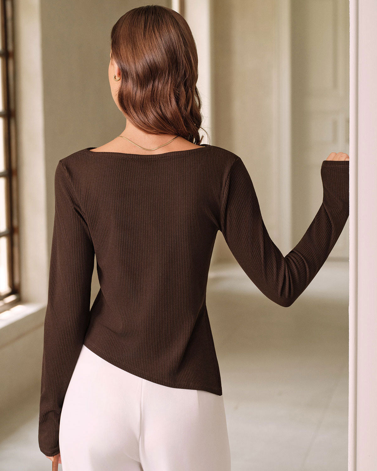 Brown Round Neck Knit Tee